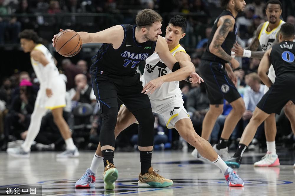 他在比赛中 他在比赛中