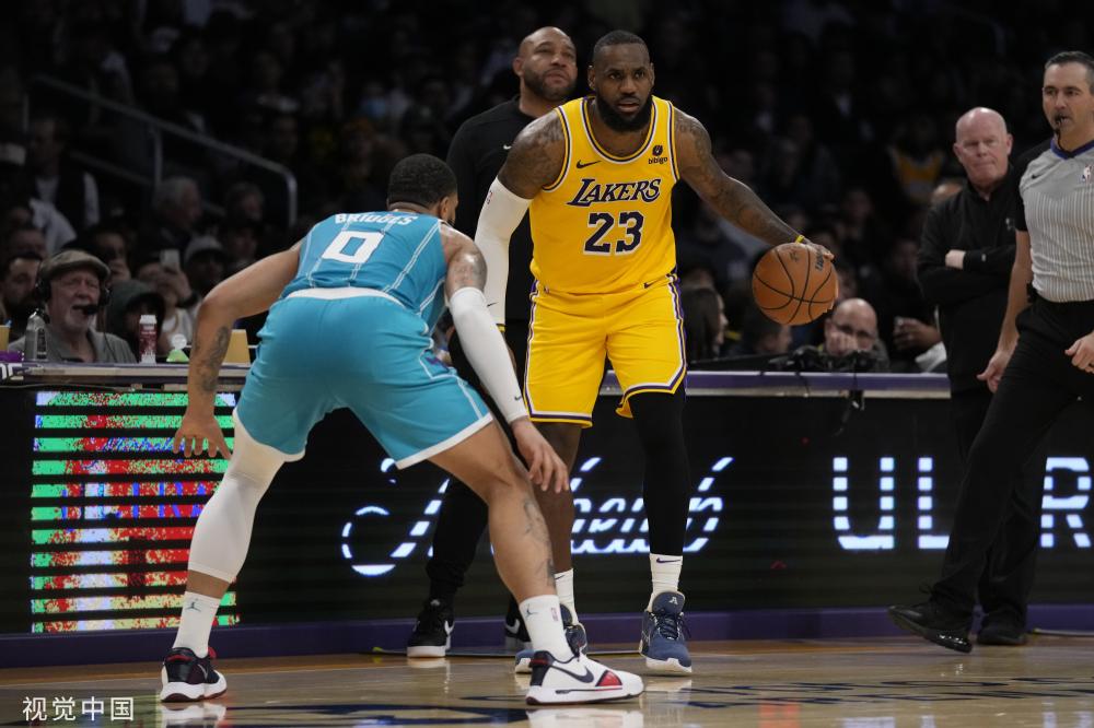 端频频建功 端频频建功