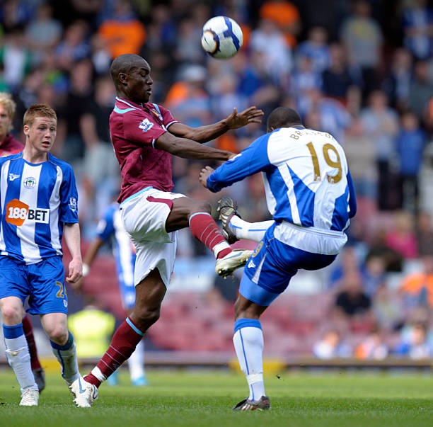 亚历山大 亚历山大
