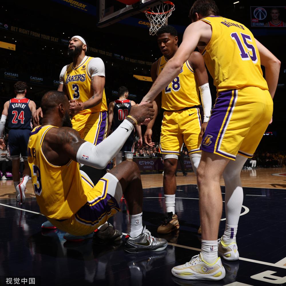 她的成功激 她的成功激