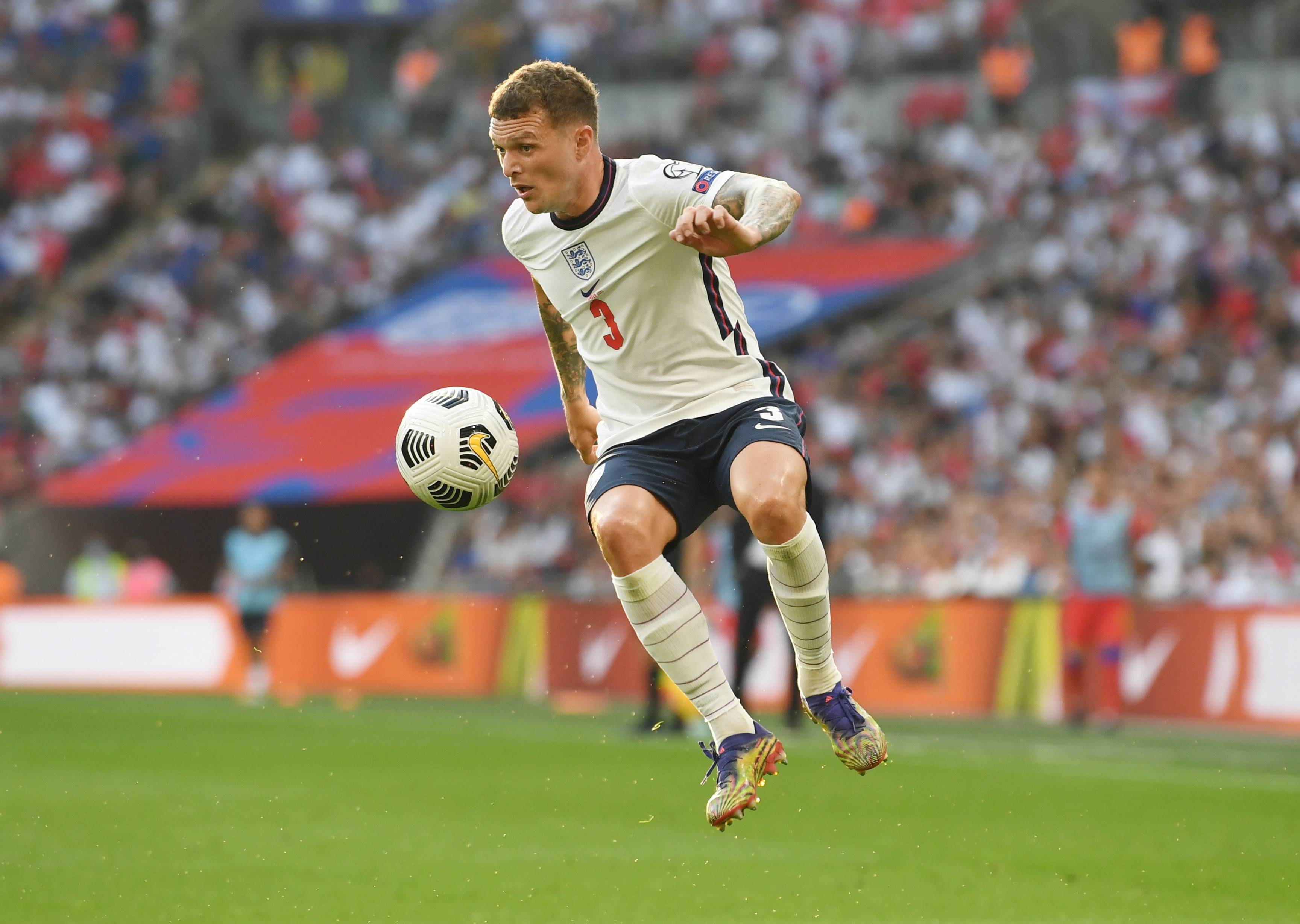 更是对一名 更是对一名